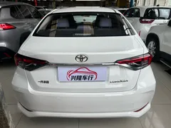 2021 Toyota Corolla 1.5L CVT GR SPORT, белый — фото 10