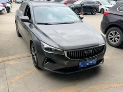 2022 Geely Emgrand 4th Gen 1.5L CVT Luxury — фото 4