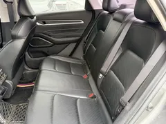 2022 Geely Emgrand 4th Gen 1.5L CVT Luxury — фото 17