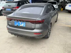 2022 Geely Emgrand 4th Gen 1.5L CVT Luxury — фото 20