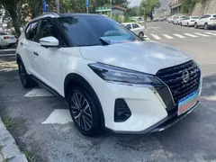 2022 Nissan Kicks 1.5L XV CVT Luxury, белый — фото 3
