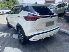 2022 Nissan Kicks 1.5L XV CVT Luxury, белый — фото 4