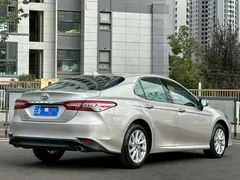 2021 Toyota Camry 2.0G Luxury — фото 4