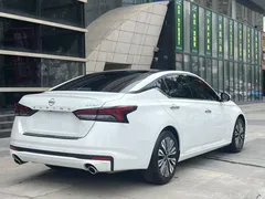 2022 Nissan Teana 2.0L XL-TLS, белый — фото 3