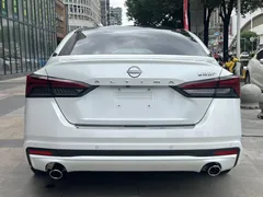 2022 Nissan Teana 2.0L XL-TLS, белый — фото 13