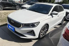 2022 Geely Emgrand 4th Gen 1.5L CVT Flagship, белый — фото 1