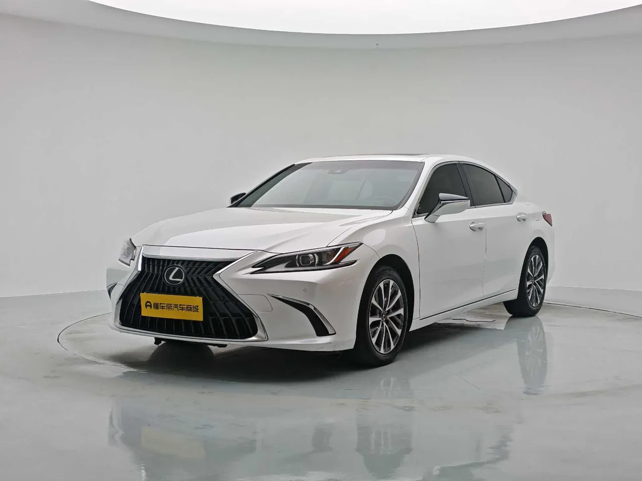 2022 Lexus ES 200 Excellence