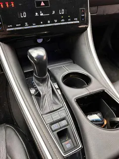 2022 Toyota Avalon 2.5L Luxury, чёрный — фото 9