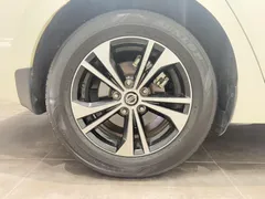 2022 Nissan Sylphy 1.6L XL CVT Enjoy, белый — фото 29