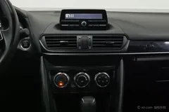 2021 Mazda CX-4 2.0L 2WD Skyactiv Vitality, красный — фото 16