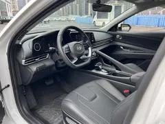 2023 Hyundai Elantra 1.5L CVT GLX Elite, белый — фото 5