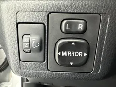 2022 Toyota Yaris L Zhixuan X 1.5L CVT Luxury Plus, белый — фото 13