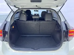 2021 Toyota Yaris L Zhixuan X 1.5L CVT Leading, белый — фото 13