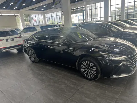 2022 Nissan Teana 2.0L XL-Upr Premium