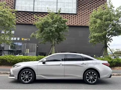 2023 Toyota Avalon 2.5L AT Luxury — фото 3