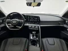 2023 Hyundai Elantra 1.5L CVT GLX Elite, белый — фото 17