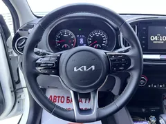 2021 Kia Yipao 1.4L CVT Sunroof, белый — фото 11