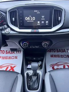 2021 Kia Yipao 1.4L CVT Sunroof, белый — фото 12