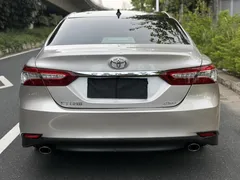 2021 Toyota Camry 2.5G Luxury — фото 5