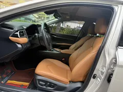 2021 Toyota Camry 2.5G Luxury — фото 8
