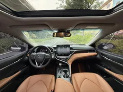 2021 Toyota Camry 2.5G Luxury — фото 11
