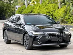 2022 Toyota Avalon 2.0L XLE Premium, чёрный — фото 3