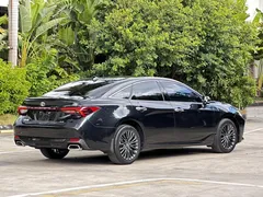 2022 Toyota Avalon 2.0L XLE Premium, чёрный — фото 4