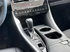 2022 Toyota Avalon 2.0L XLE Premium, чёрный — фото 11