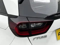 2021 Honda Fit 1.5L CVT, белый — фото 29