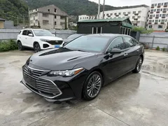 2022 Toyota Avalon 2.0L Luxury, чёрный — фото 1