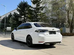 2021 Toyota Corolla 1.5L CVT GR SPORT, белый — фото 6