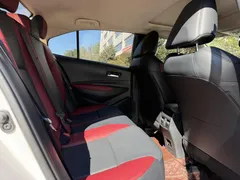 2021 Toyota Corolla 1.5L CVT GR SPORT, белый — фото 14