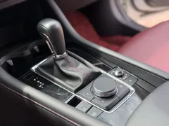2023 Mazda Mazda3 2.0L AT, белый — фото 23