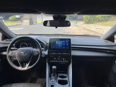 2022 Toyota Avalon 2.5L Luxury, чёрный — фото 15