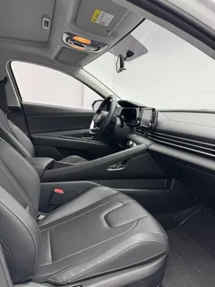 2023 Hyundai Elantra 1.5L CVT GLX Elite, белый — фото 9