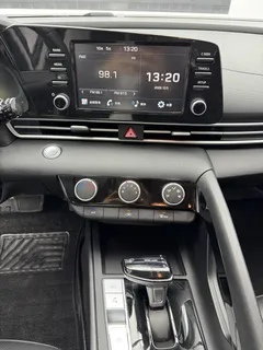 2023 Hyundai Elantra 1.5L CVT GLX Elite, белый — фото 10