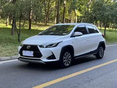 2021 Toyota Yaris L Zhixuan 1.5L CVT Leading, белый — фото 1