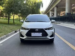 2021 Toyota Yaris L Zhixuan 1.5L CVT Leading, белый — фото 2
