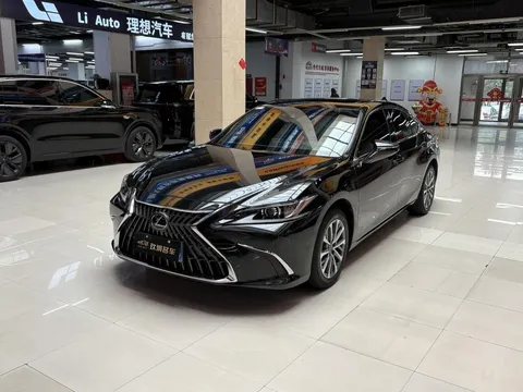 2022 Lexus ES 200 Excellence