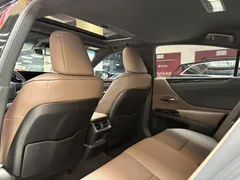 2022 Lexus ES 200 Excellence, чёрный — фото 7