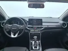 2021 Kia Cerato 1.5L IVT Fashion, белый — фото 12
