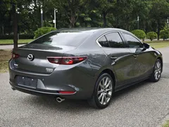 2022 Mazda Mazda3 2.0L AT — фото 5