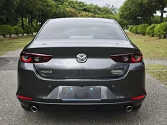 2022 Mazda Mazda3 2.0L AT — фото 6