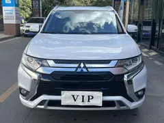 2021 Mitsubishi Outlander 2.0L 2WD 5-seat, белый — фото 2