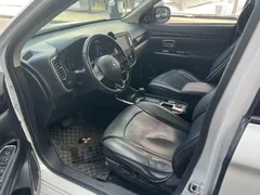 2021 Mitsubishi Outlander 2.0L 2WD 5-seat, белый — фото 4