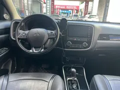 2021 Mitsubishi Outlander 2.0L 2WD 5-seat, белый — фото 6