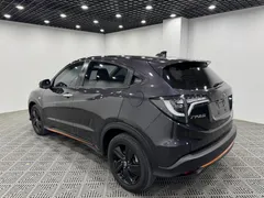 2022 Honda Vezel 1.5L CVT Pioneer, чёрный — фото 9