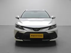 2022 Toyota Camry 2.0G Luxury, белый — фото 2