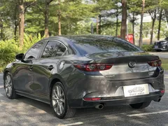 2022 Mazda Mazda3 2.0L AT — фото 9