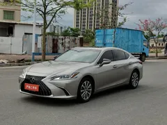 2021 Lexus ES 200 Excellence — фото 1